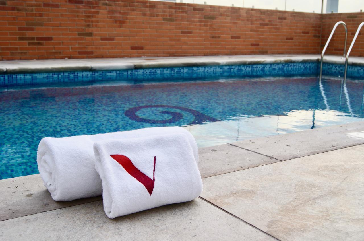 Hotel Velvet Plaza Guadalajara Exterior photo